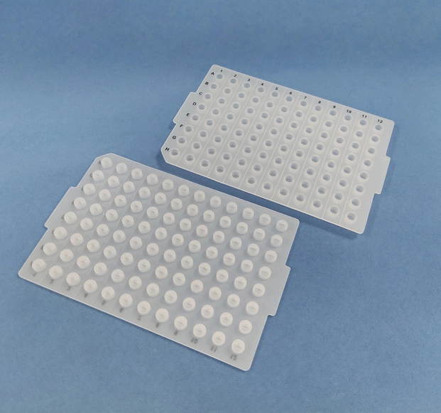 96 silicone mat with round plug